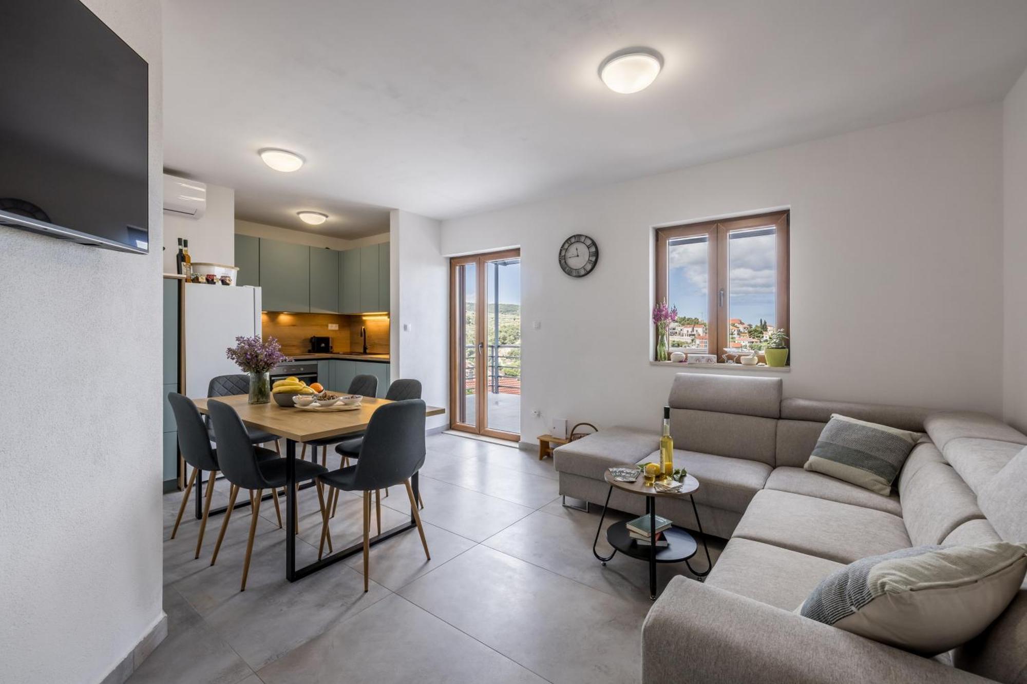 Apartments With A Parking Space Splitska, Brac - 23168 Supetar Exterior foto